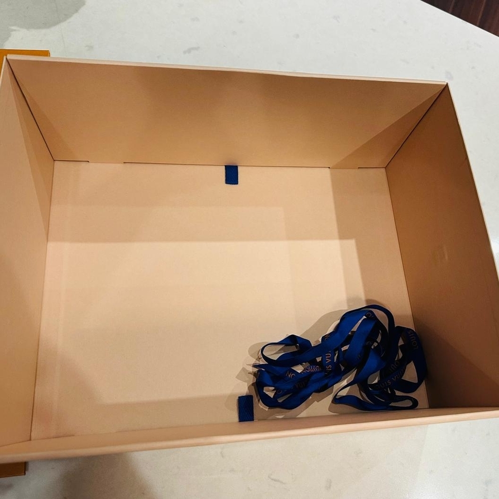 Empty Box Original Louis Vuitton Orange Branded Box - Picture 5 of 7